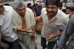 Akkineni Nagarjuna Family at sai baba Temple on 22nd May 2014 (17)_537ef3c87c8b5.jpg