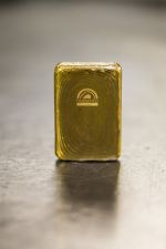 Fairmined_gold_ingot_1_537f301e683c1.jpg