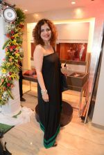 at Zoya launches its new store & stunning new collection Fire in Mumbai on 22nd May 2014 (126)_537f26ebb371b.JPG