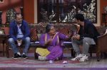 Akshay Kumar on the sets of Comedy Nights with Kapil in Mumbai on 23rd May 2014 (102)_5380854f8fe88.JPG