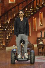 Akshay Kumar on the sets of Comedy Nights with Kapil in Mumbai on 23rd May 2014 (14)_5380852a7453b.JPG