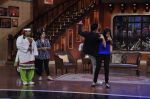 Akshay Kumar on the sets of Comedy Nights with Kapil in Mumbai on 23rd May 2014 (57)_5380853cb77cc.JPG
