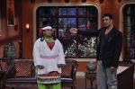 Akshay Kumar on the sets of Comedy Nights with Kapil in Mumbai on 23rd May 2014 (62)_5380853f2913c.JPG