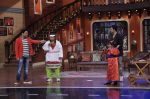 Akshay Kumar on the sets of Comedy Nights with Kapil in Mumbai on 23rd May 2014 (77)_53808546ced62.JPG