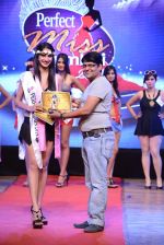 at Pefect Miss Mumbai beauty contest in St Andrews, Mumbai on 24th May 2014 (167)_5381c34de24a3.JPG
