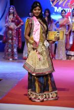 at Pefect Miss Mumbai beauty contest in St Andrews, Mumbai on 24th May 2014 (262)_5381c37888d84.JPG