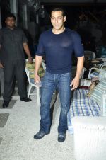 Salman Khan at Heropanti success bash in Plive, Mumbai on 25th May 2014 (240)_5382ea0a5615a.JPG
