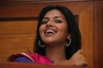 Amala paul  (1)_5385875dea0a6.jpg