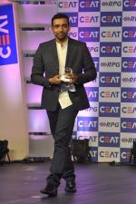  Robin Uthappa at Ceat Cricket rating awards in Trident, Mumbai on 2nd June 2014 (22)_538d89b7cc3f6.JPG
