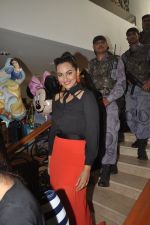 Sonakshi Sinha at Holiday promotions in The Club, Mumbai on 4th June 2014 (16)_5390171ba58ac.JPG