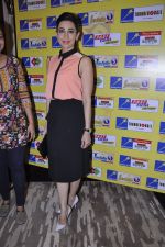 Karisma Kapoor at Jackpot lottery for playwin in Four Seasons on 5th June 2014 (12)_539167d6200f9.JPG
