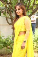 Maanu Actress New Stills in Yellow Sari (1)_5391583030f58.jpg