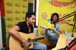 Armaan Jain and Deeksha Seth at Radio Mirchi Mumbai studio for promotion of Lekar Hum Deewana Dil (6)_5392751f9aed9.jpg