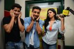 Deeksha Seth singing for Armaan Jain and RJ Abhimanyu Khanna of Radio Mirchi (2)_53927523725ac.jpg