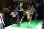 Amitabh Bachchan at bse to promote yudh serial for sony tv in Mumbai on 16th June 2014 (52)_53a02e4ca68c7.jpg
