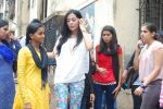 Amrita Rao spends time with kids of NGO pratham in Mumbai on 19th June 2014 (71)_53a2d6a2c45c0.JPG