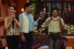 Karishma Kapoor on the sets of Comedy Nights with Kapil in Mumbai on 18th June 2014 (59)_53a2a88ed33b1.JPG
