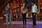 Karishma Kapoor, Armaan Jain on the sets of Comedy Nights with Kapil in Mumbai on 18th June 2014 (12)_53a2a891a1b84.JPG
