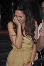 Esha Gupta holds a special screening of Humshakals for family and friends on 21st June 2014 (25)_53a64f7d62e31.JPG