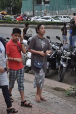Yami Gautam snapped in Mumbai on 22nd June 2014 (22)_53a8306c48d78.JPG