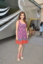 Dia Mirza snapped promoting Bobby Jasoos in Bandra on 25th June 2014 (9)_53ad22009fec6.JPG