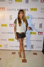 at Rahul Mishra celebrates 6 years in fashion with Grazia in Taj Lands End on 26th June 2014 (268)_53ad76983ff12.JPG