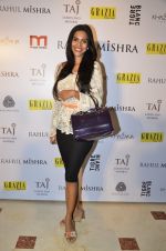 at Rahul Mishra celebrates 6 years in fashion with Grazia in Taj Lands End on 26th June 2014 (300)_53ad76a370b65.JPG