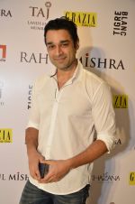 at Rahul Mishra celebrates 6 years in fashion with Grazia in Taj Lands End on 26th June 2014 (359)_53ad76ba01e57.JPG