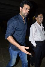 Harman Baweja snapped at a private dinner for Bipasha_s Father in Mumbai on 30th June 2014 (29)_53b273b76b3da.JPG