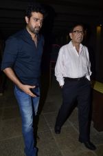 Harman Baweja snapped at a private dinner for Bipasha_s Father in Mumbai on 30th June 2014 (37)_53b273bba98be.JPG