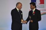 Shah Rukh Khan conferred with Knight of the Legion of Honour in Mumbai on 1st July 2014 (4)_53b3c52f32044.jpg