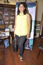 Sonali Kulkarni at Anita Shirodkar_s book Secrets launch in Kitab Khana, Mumbai on 3rd July 2014 (47)_53b67157d8617.JPG