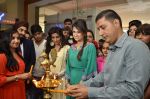 Chitrangada Singh at Glamour jewellery exhibition opening in Mumbai on 4th July 2014 (32)_53b76c1edffa1.JPG