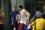 Vijender Singh snapped post photo shoot for magazine in Bandra on 5th July 2014 (6)_53b93014118a9.JPG