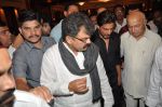 Shahrukh Khan at Baba Siddiqui_s iftar party in Mumbai on 6th July 2014 (213)_53ba4628dd33e.JPG