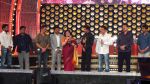 Shahrukh Khan at the 8th Vijay Awards in Chennai on 5th July 2014 (5)_53ba624223078.JPG