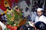 Riteish Deshhmukh seeks blessing for Lai Bhaari at Vithal Mandir in Wadala, Mumbai on 9th July 2014 (6)_53bfc5660e383.JPG