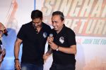 Ajay Devgn at the Trailer launch of Singham Returns on 11th July 2014 (192)_53c18569bb687.JPG