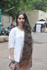 Sasha Agha at Desi Kattey promotions in Shivaji Park, Mumbai on 14th July 2014 (51)_53c6475ab4aa4.JPG