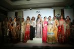 Malaika Arora Khan, Nimrat Kaur for Rina Dhaka at IIJW 2014 in Grand Hyatt, Mumbai on 16th July 2014 (26)_53c8012f5f8d0.jpg