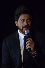 Shah Rukh Khan at Gitanjali Bollywood night in Palladium, Mumbai on 19th July 2014 (193)_53cc02a52c6fa.JPG