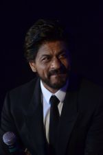 Shah Rukh Khan at Gitanjali Bollywood night in Palladium, Mumbai on 19th July 2014 (219)_53cc02bb76a97.JPG