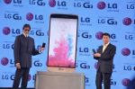Amitabh Bachchan at lg mobile launch in Mumbai on 21st July 2014 (127)_53cd5d0fea578.JPG