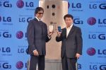 Amitabh Bachchan at lg mobile launch in Mumbai on 21st July 2014 (138)_53cd5d202f376.JPG