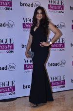 Sona Mohapatra at Vogue Beauty Awards in Mumbai on 22nd July 2014 (18)_53cf7cba97943.JPG