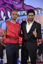 Abhishek Bachchan announces his kabbadi team  Jaipur Pink Panthers in ITC Parel, Mumbai on 25th July 2014 (40)_53d311de4585e.JPG