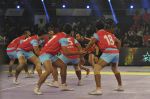 at Pro Kabbadi Match in NSCI on 26th July 2014 (12)_53d46356f027a.JPG