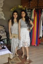 at a Spicy Sangria Pop Up exhibition hosted by Shaan and Sharmilla Khanna in Mana Shetty_s R House in Worli on 26th July 2014 (74)_53d457de10187.JPG