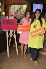 at a Spicy Sangria Pop Up exhibition hosted by Shaan and Sharmilla Khanna in Mana Shetty_s R House in Worli on 26th July 2014 (91)_53d457e6643b1.JPG