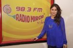 Kareena Kapoor at Singham Returns promotions in Radio Mirchi 98.3 on 30th July 2014 (26)_53da324069ea4.JPG